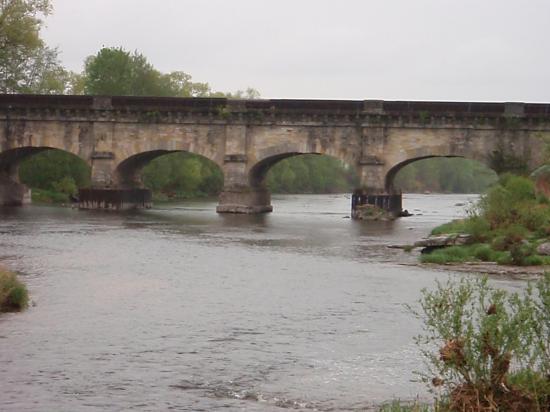 Le pont canal